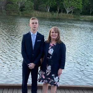 Meet your Posher, Leanne